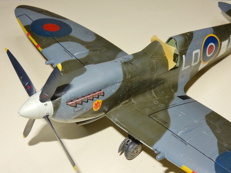Spitfire Mk IX MJ 586 de Clostermann 1944 au 1/48 - Page 5 Dscn2610