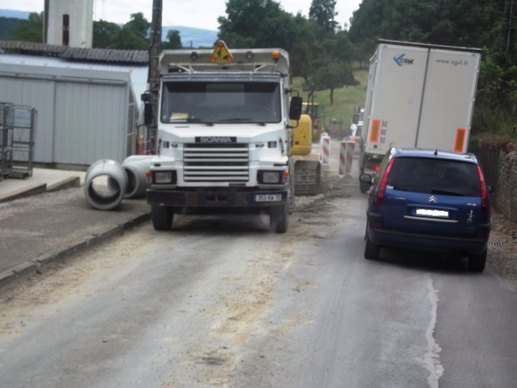 Scania série T (cabine a capot) - Page 6 Photo106