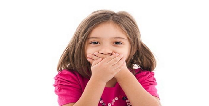 رائحة الفم الكريهة لدي الطفل ...أسبابها وطريقة العلاج Girl-c10