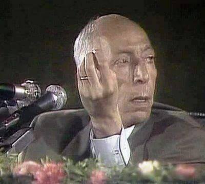 Mohamed Boudiaf assassiné par "les siens" le 29 juin 1992.... Alors que la France coloniale qu'il a combattue farouchement n'a pas réussi à l'abattre... 134