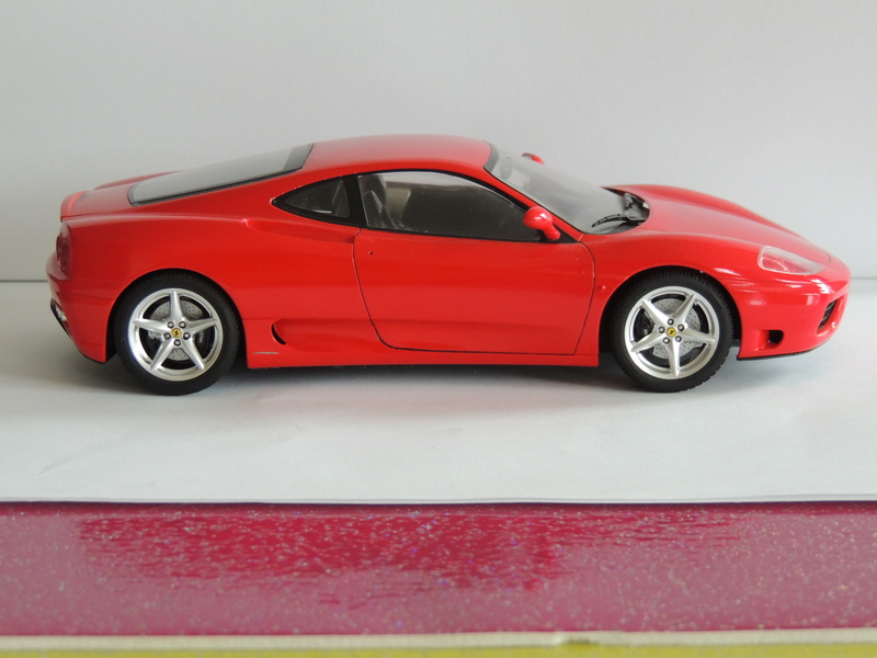 ferrari 360 modena ( réalisée en 2003 une de mes première maquette) 12510