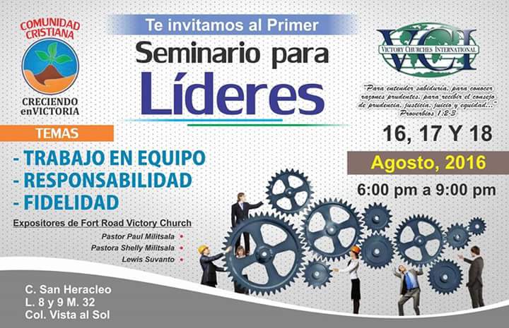 Ayudando en el Seminario para Líderes 13900111