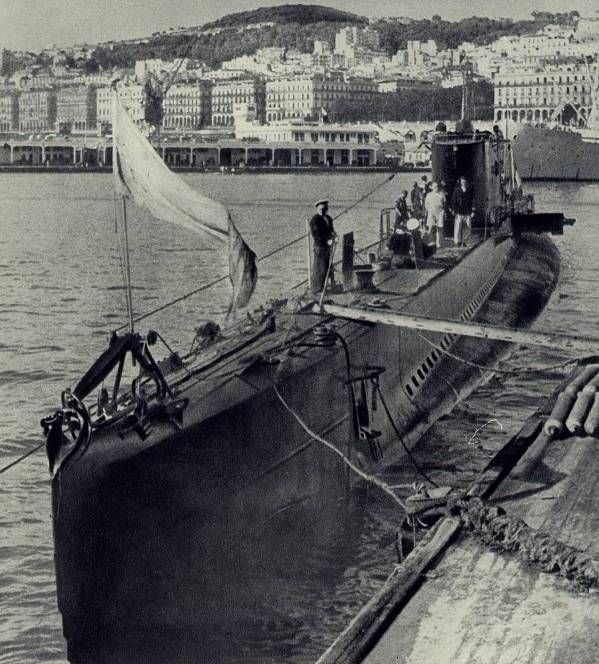Les sous-marins échappés de Toulon   Casabi10