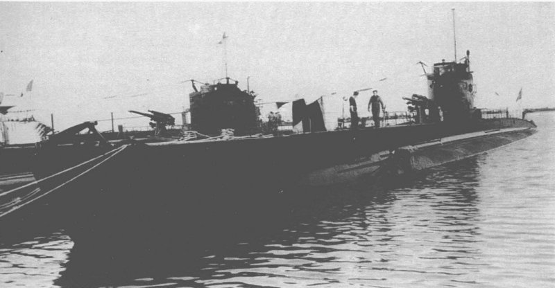 Les sous-marins échappés de Toulon   Sous-m10