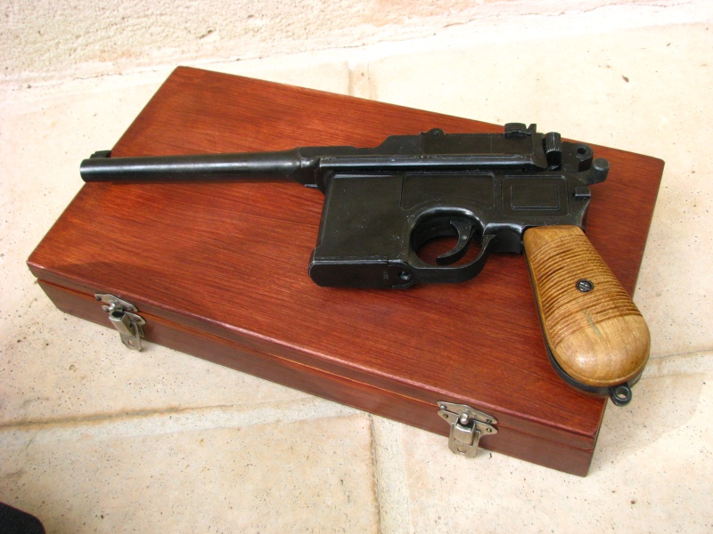 Mauser C96 Presentation case  Img_5010