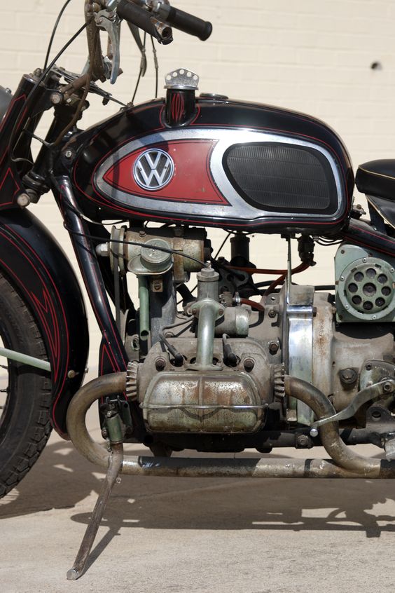 PHOTOS - BMW - Bobber, Cafe Racer et autres... - Page 4 F1be4610