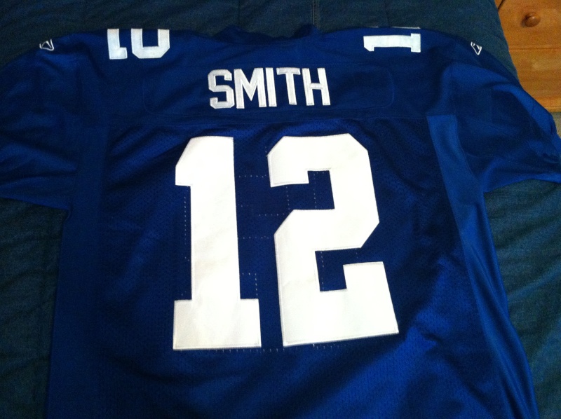 Is this Steve Smith Giants jersey fake? Img_1812