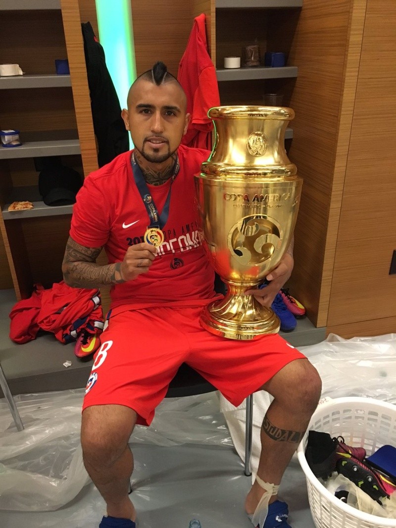 [23] [Mittelfeld] Arturo #Vidal - Page 10 Cl-eaa10