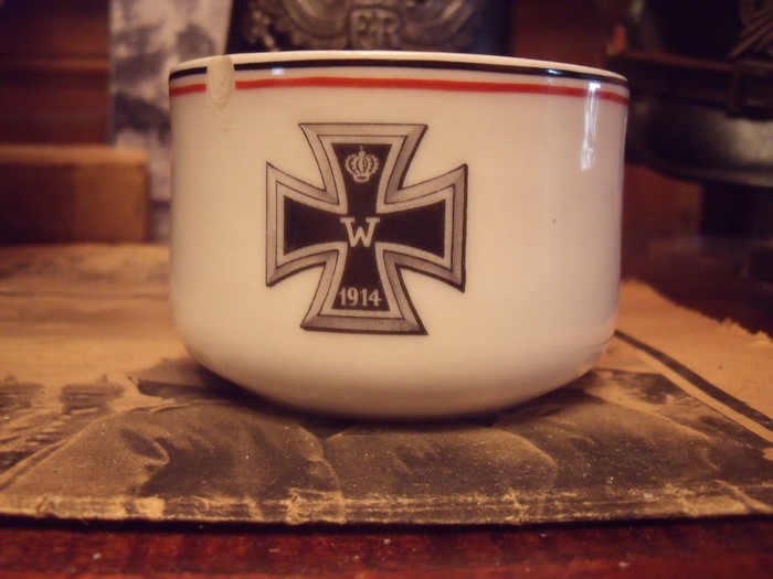 La porcelaine patriotique 00210