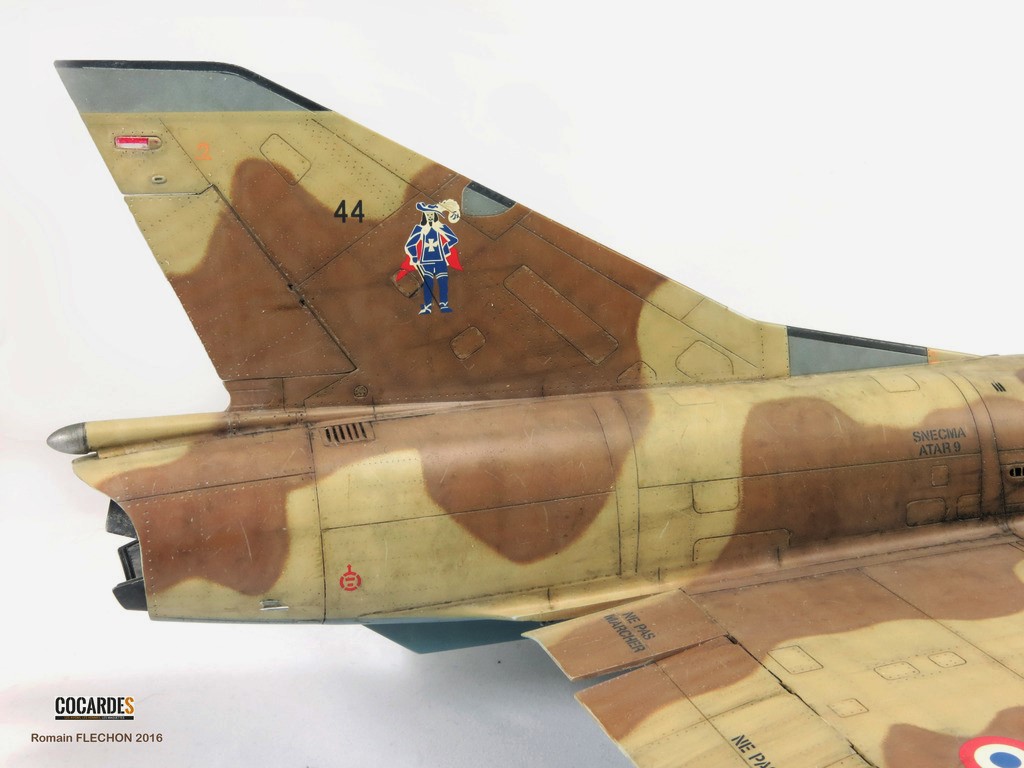 [Italeri] 1/32 - Dassault Mirage IIIC "Djibouti" Img_8810