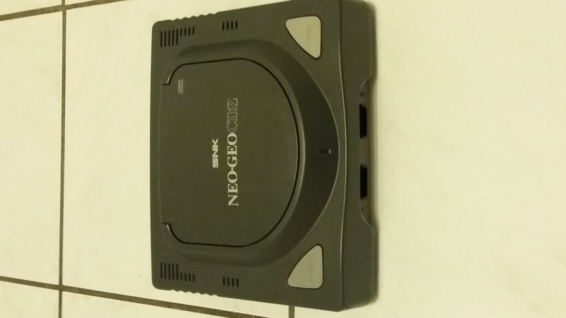 [VENDS] Neo Geo CDZ + 15 jeux et un stick carré. 20160835
