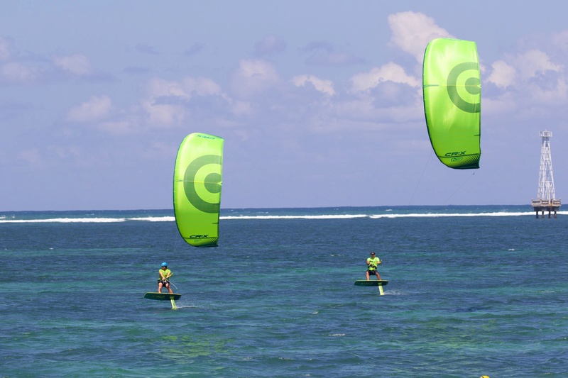 Neil Pryde Kites ? 13925810