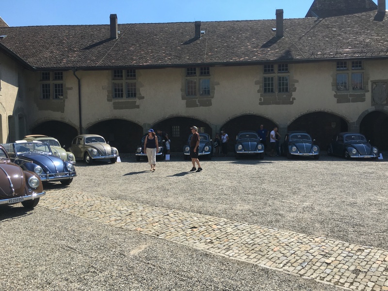 Meeting VW Cox et dérivés Château de Rolle (CH) Image30