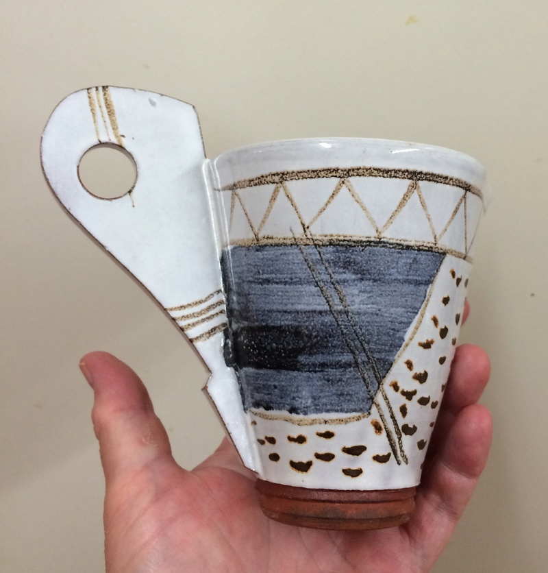 Small jug with boat motif Image353