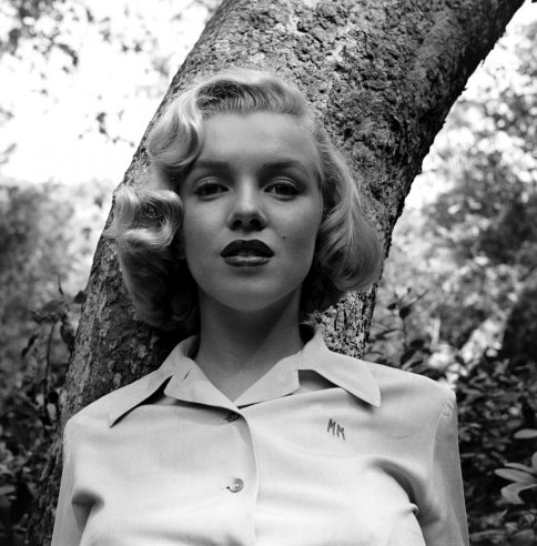 Marilyn Monroe - Page 2 11206110