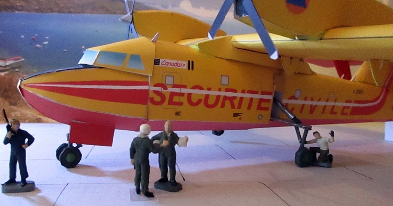 Canadair CL-415,BobsCardModels,1/72 gebaut von Helmut Dully Canada15