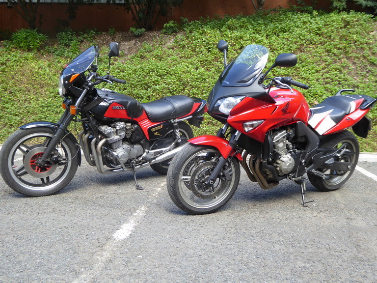 Deux Honda CBF le même jour ...!!! P1090148