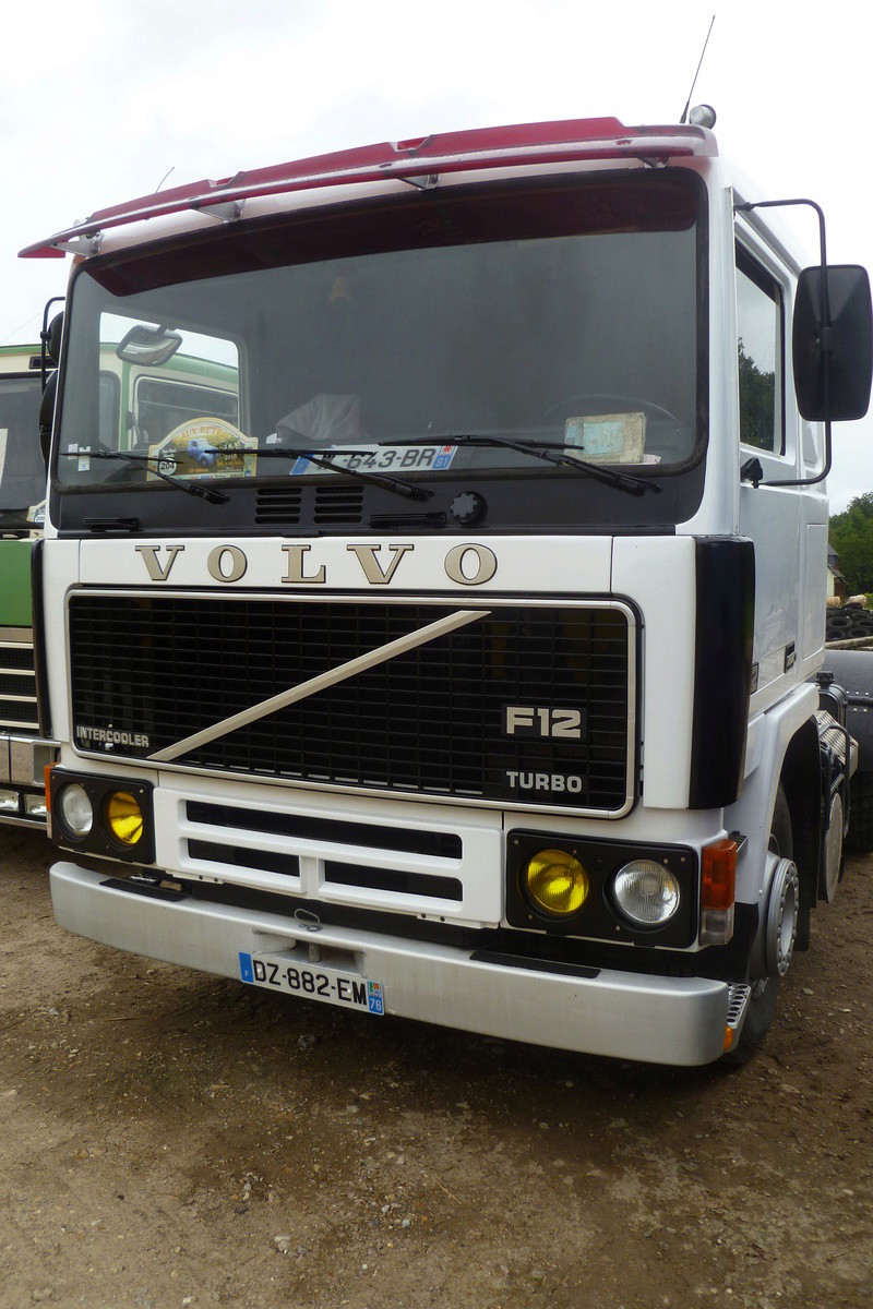 Volvo F 10,12 et 16. - Page 5 04411