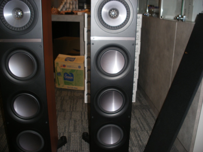KEF Q700 floorstand speaker Dscf2014
