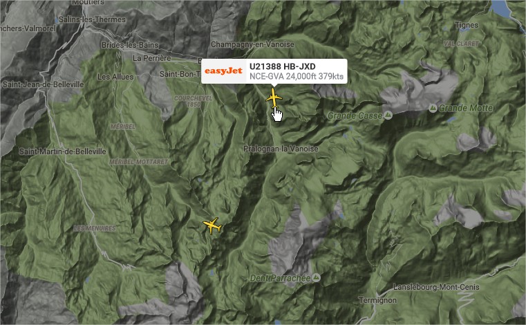 ovnis - 2016: le 08/06 à 22h30 - Lumière étrange dans le ciel  -  Ovnis à Pralognan-la-Vanoise, hameau de La Croix - Savoie (dép.73) 22h18b10