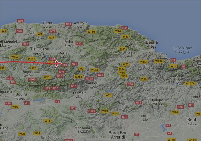 2016: le 27/05 à 21h20 - Pan dans le ciel - Ovnis à kendira -Algerie Avion110
