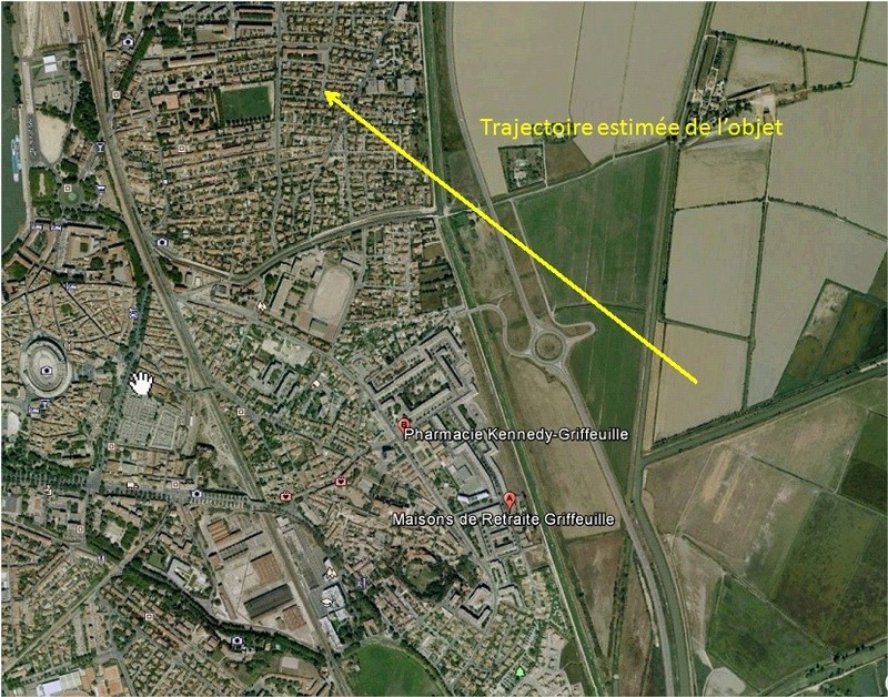 2016: le 27/07 à 0h53 - Ovni triangulaire volant - Ovnis à Arles - Bouches-du-Rhône (dép.13) Grifeu10