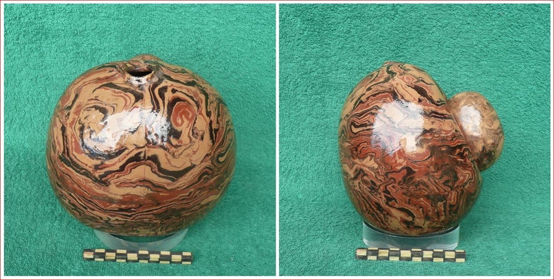 Vase boule+œuf - terres mêlées - signée AAR - à identifier Vase_411