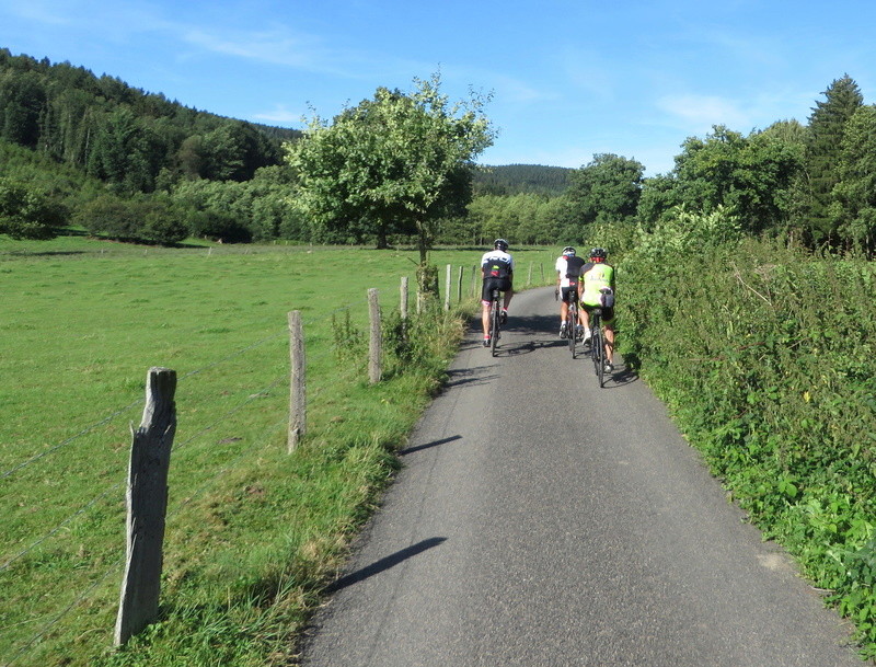 145 km--Lac de Warfaaz - Burg-Reuland pour ce samedi 13 août Img_3416