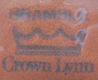 Crown Lynn Bramble bakeware backstamps for gallery  20-cl_10