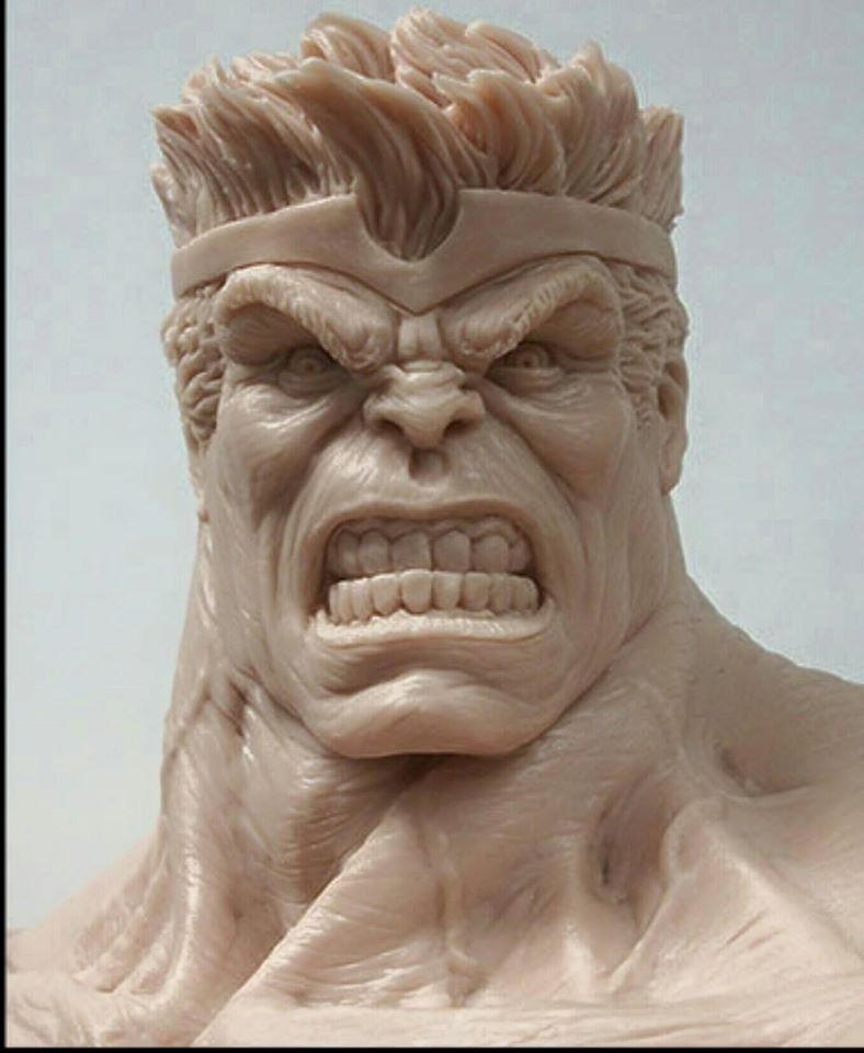 Premium Collectibles : Planet Hulk / King Hulk** Image201