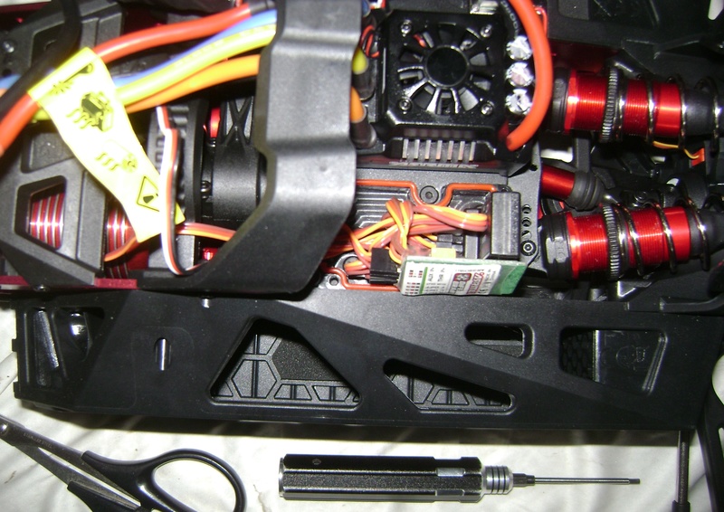 Arrma Monster Truck Nero BLX EDC / Fazon & Big Rock de Trankilou&Trankilette - Page 3 13_08_22