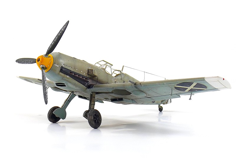 Messerschmitt Bf 109E-3 "légion Condor" au 1/48 00310
