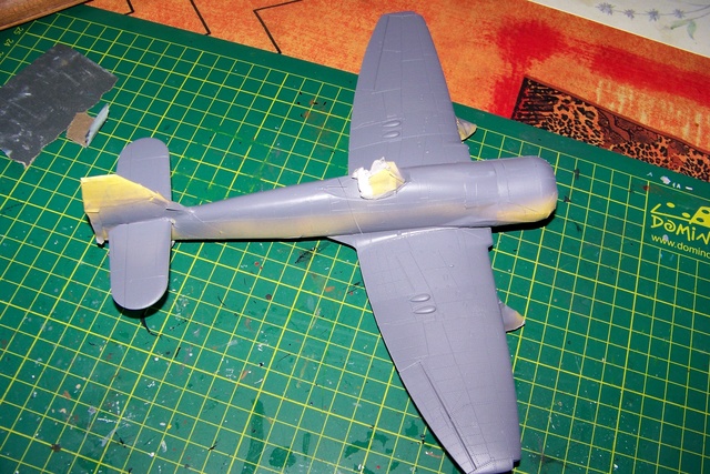 1/48  Hawker Sea Fury Fil Rouge 2016 Trumpeter - Page 2 100_0736