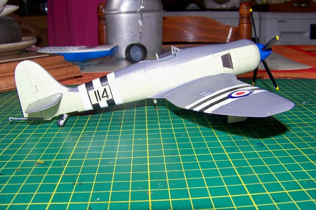 1/48  Hawker Sea Fury Fil Rouge 2016 Trumpeter - Page 2 100_0745
