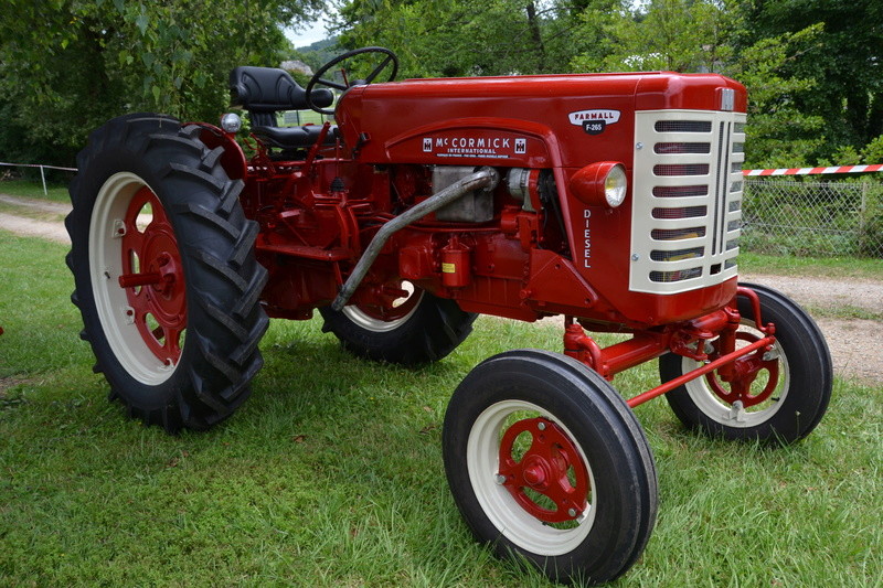 19 Donzenac Vieux Tracteurs les 4 et 5 Juillet 2015 Dsc_0113