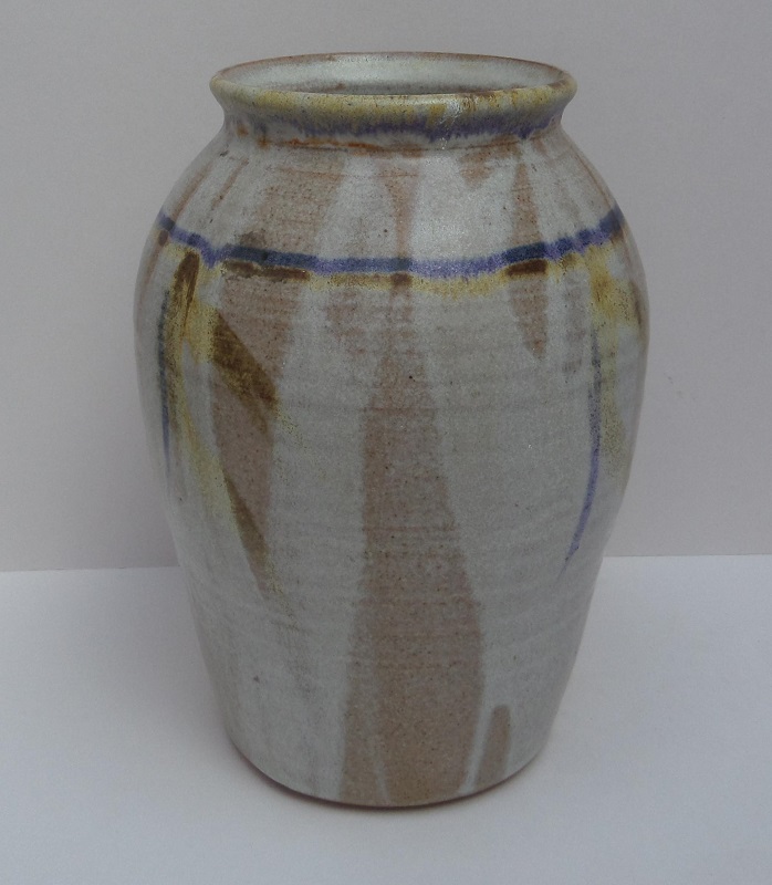 Handthrown vase with Impressed seal "S" Marksp36