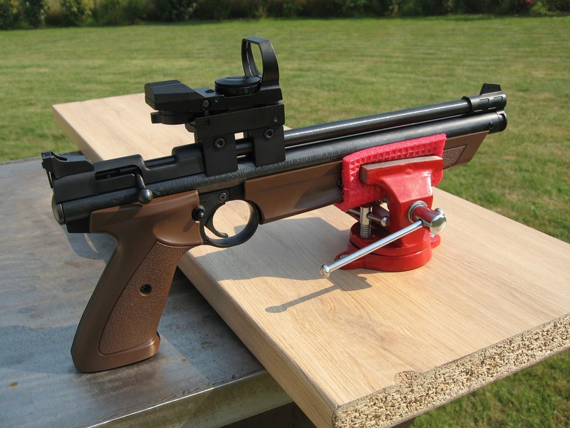 Rail 11 mm et viseur reflex point rouge (red dot) pour crosman 1377 - Page 2 Img_5319