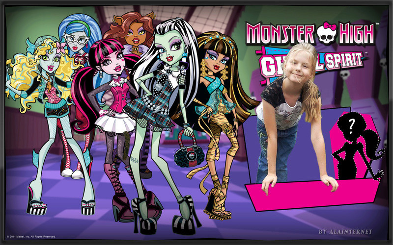 Montage Violetta ou Monster High pour anniveraire Monste10