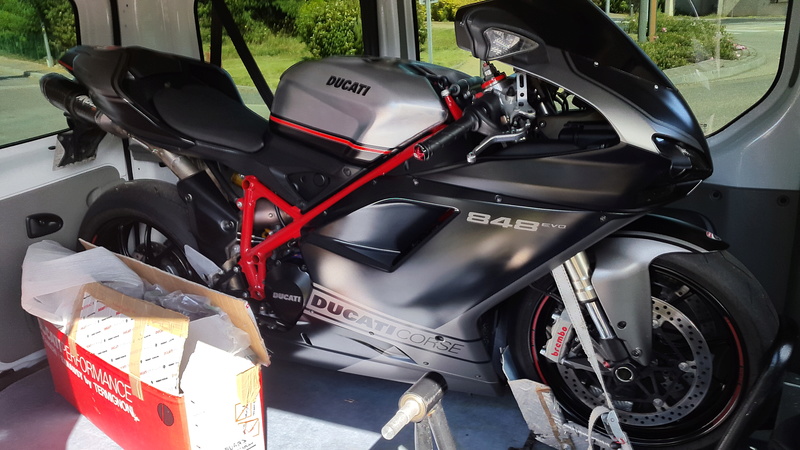 Avis DUCATI 848 20160810