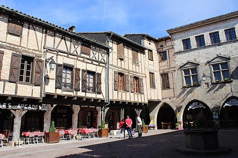 Balade dans le Quercy, entre les rives de la garonne, l'aveyron et le tarn Castel10