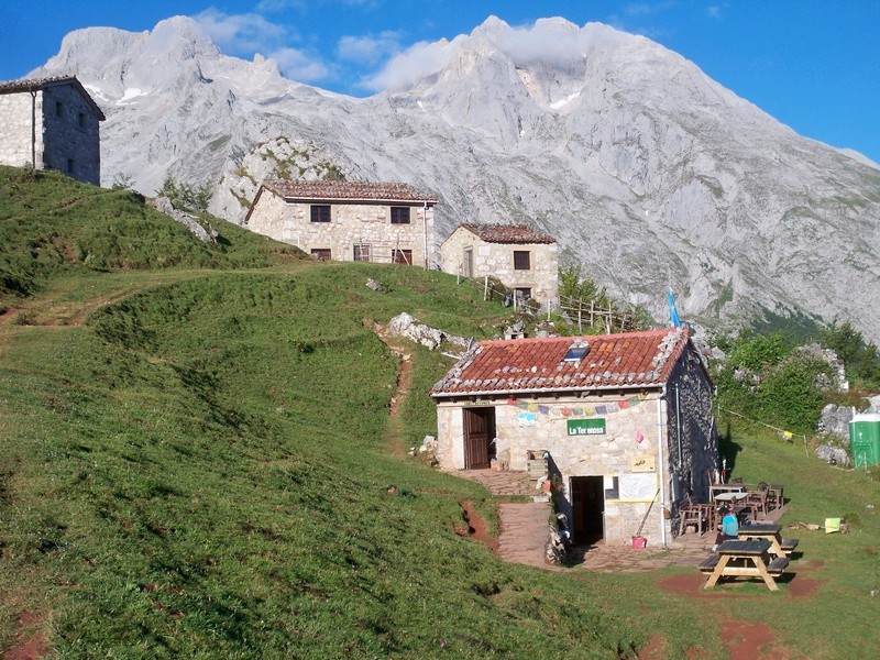 Montañismo: 5-8 de agosto 2016 - Macizo central de Picos de Europa 004_re10