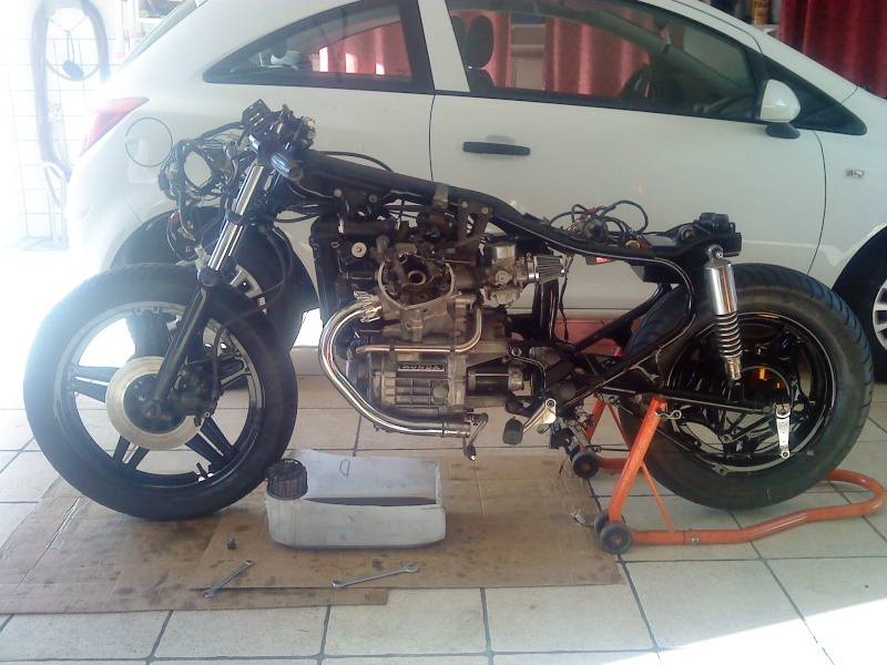 Honda CX 500 en cours  - Page 2 Dsc00020