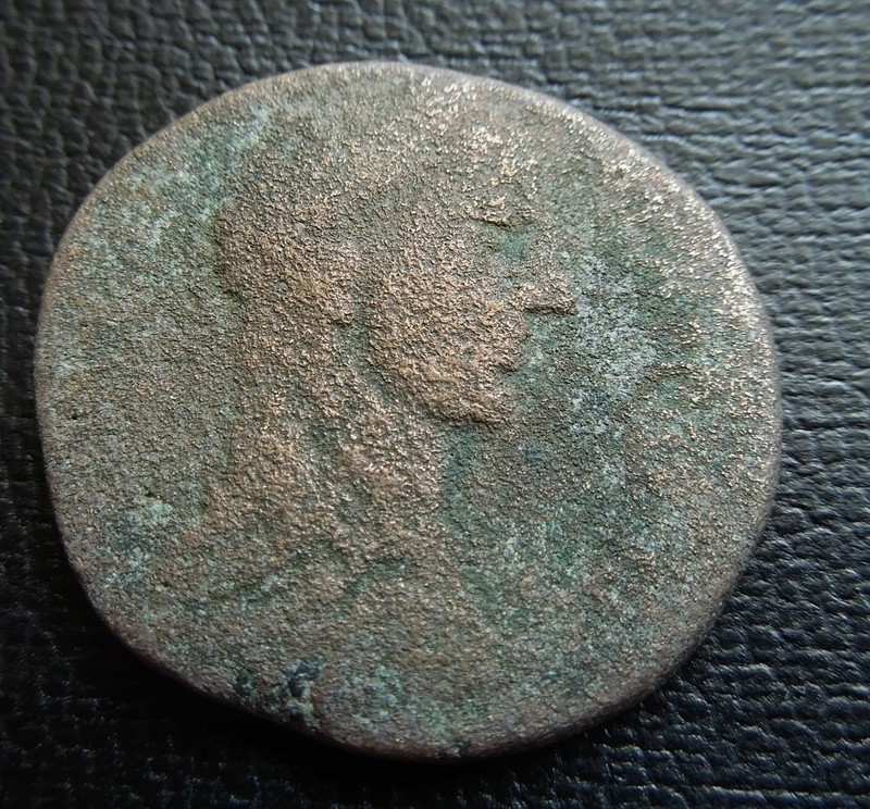 Id monnaies romaines cuivre Dscn5123