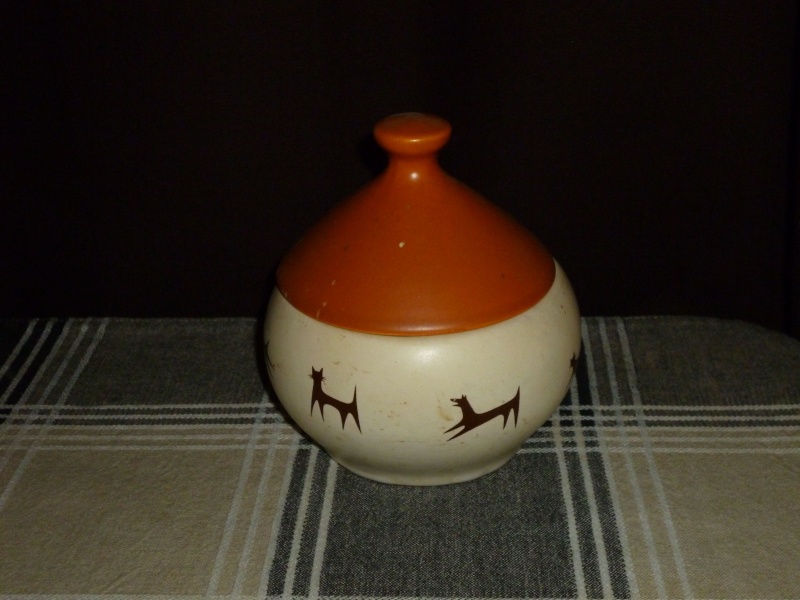 American Pottery & lid Bell MCCOY POTTERY UNIPET DOG CAT TREAT BOWL,LID 311