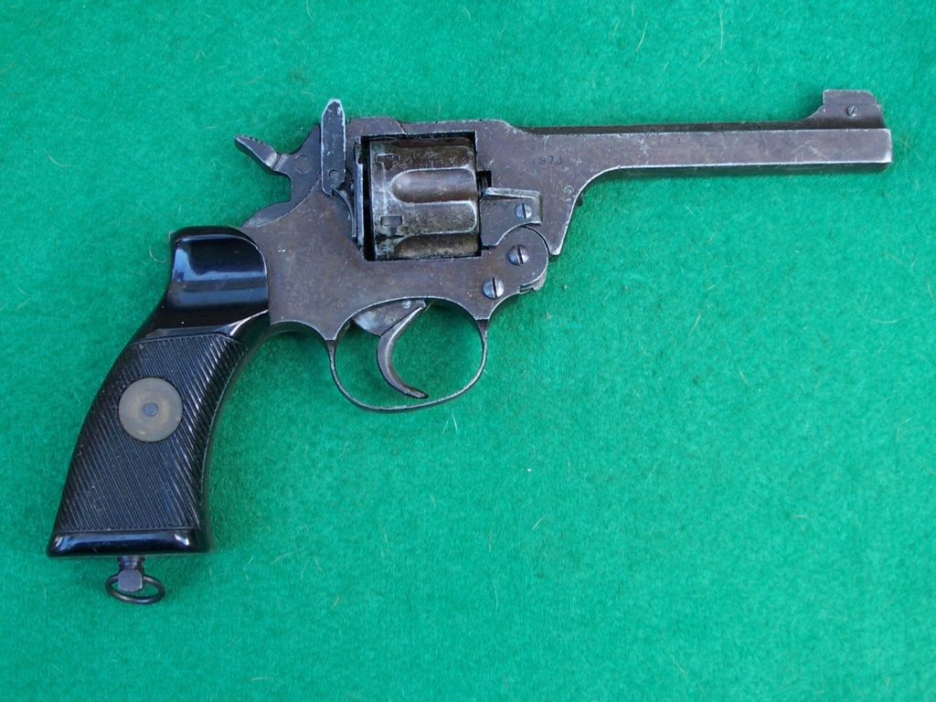 WTS: Scarce MGC Enfield Revolver  NOW SOLD! 100_2431