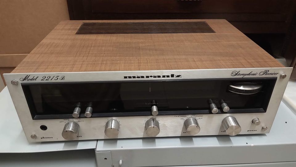 Vintage Marantz Model 2215B Stereophonic- Tested & Working, Low power but great sound stage!! M011