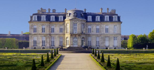Château de Champs-sur-Marne : exposition "Histoire en costumes, l'élégance au XVIIIè siècle Chytea10