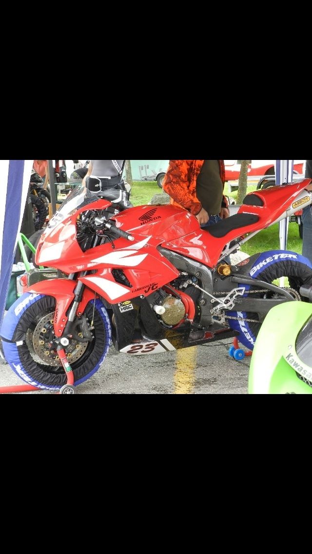 ++ CBR 600 RR 2007 Piste - Page 4 Img_2410