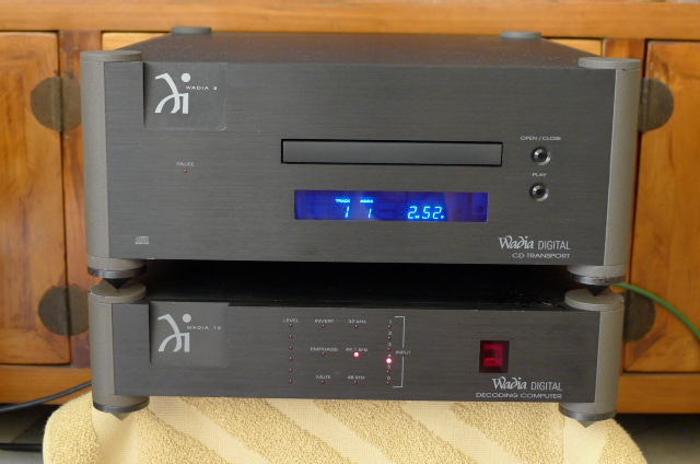 Wadia 8 CD Transport and Wadia 15 DAC/Preamp (Used) SOLD P1120429