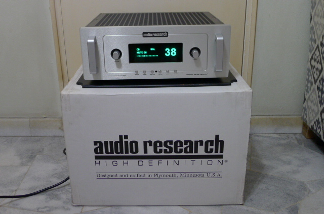 Audio Research Reference 5SE Tube Preamplifier (Used) SOLD P1120535